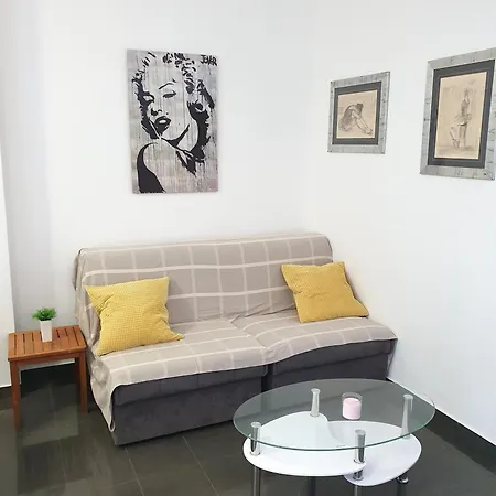 Olivija Apartamento *