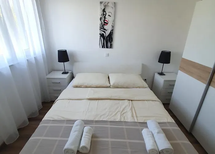 Olivija Apartman Nin