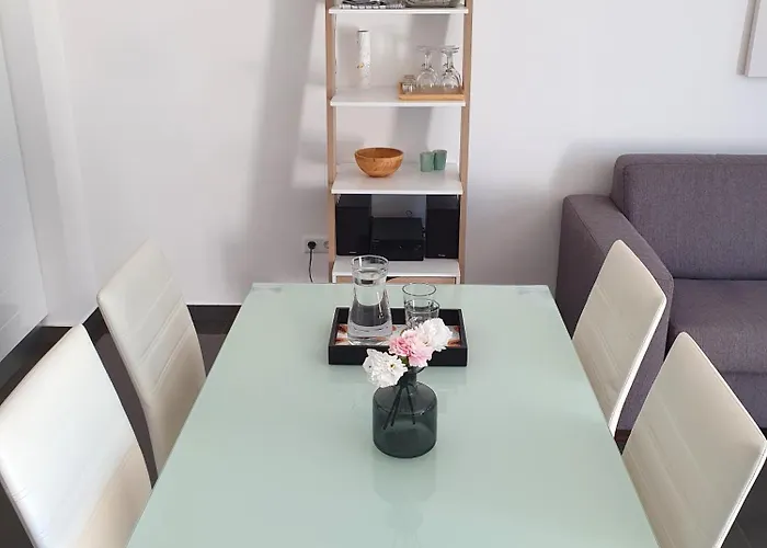 Olivija نين